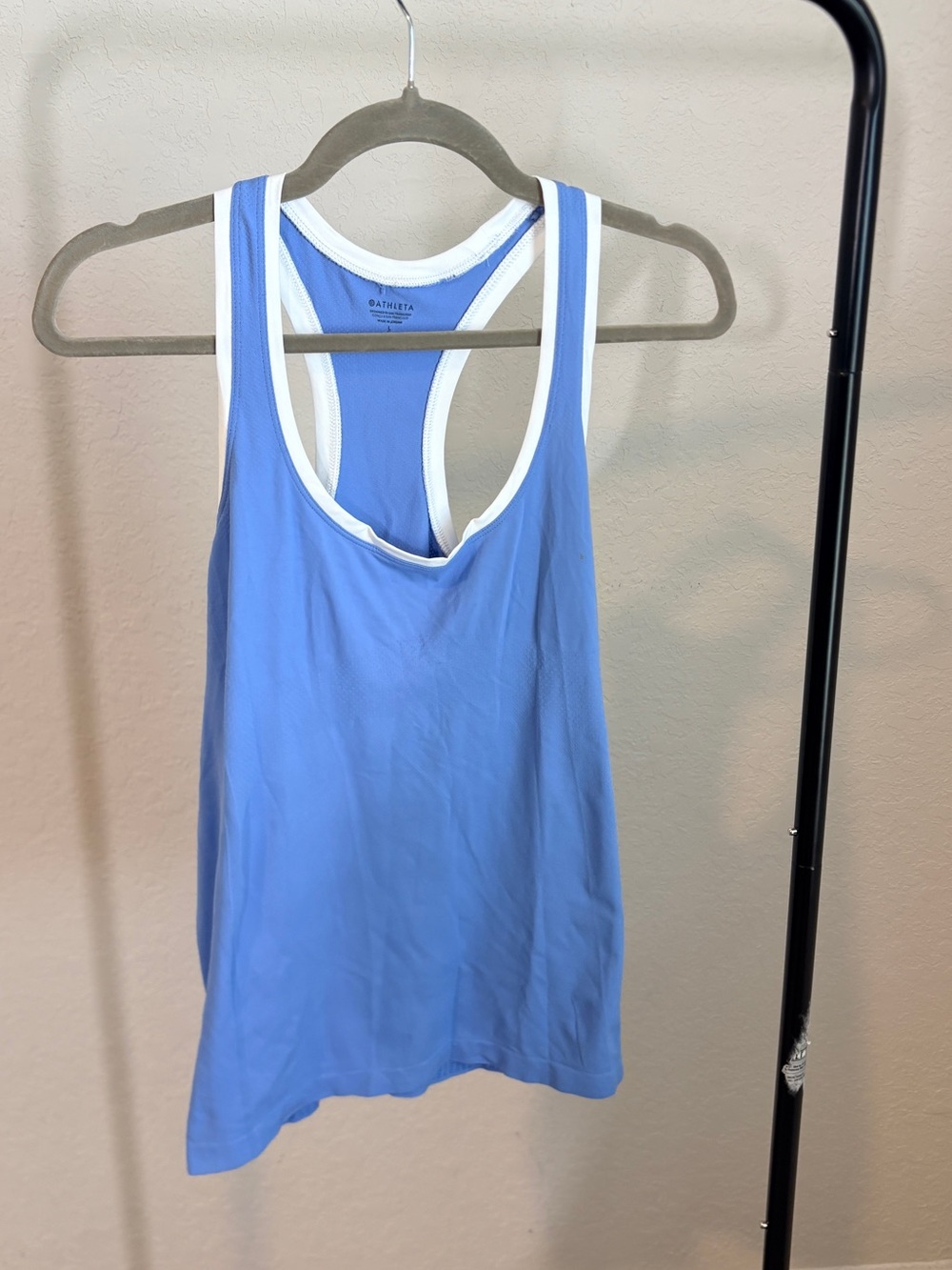 Athleta Momentum Flex Tank in Blue Waterfall water